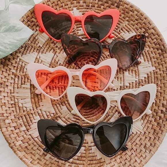 1 Pair Heart Sunglasses Vintage Retro Oversized Cat Eye Heart Shaped Sun Glasses - Picture 2 of 5